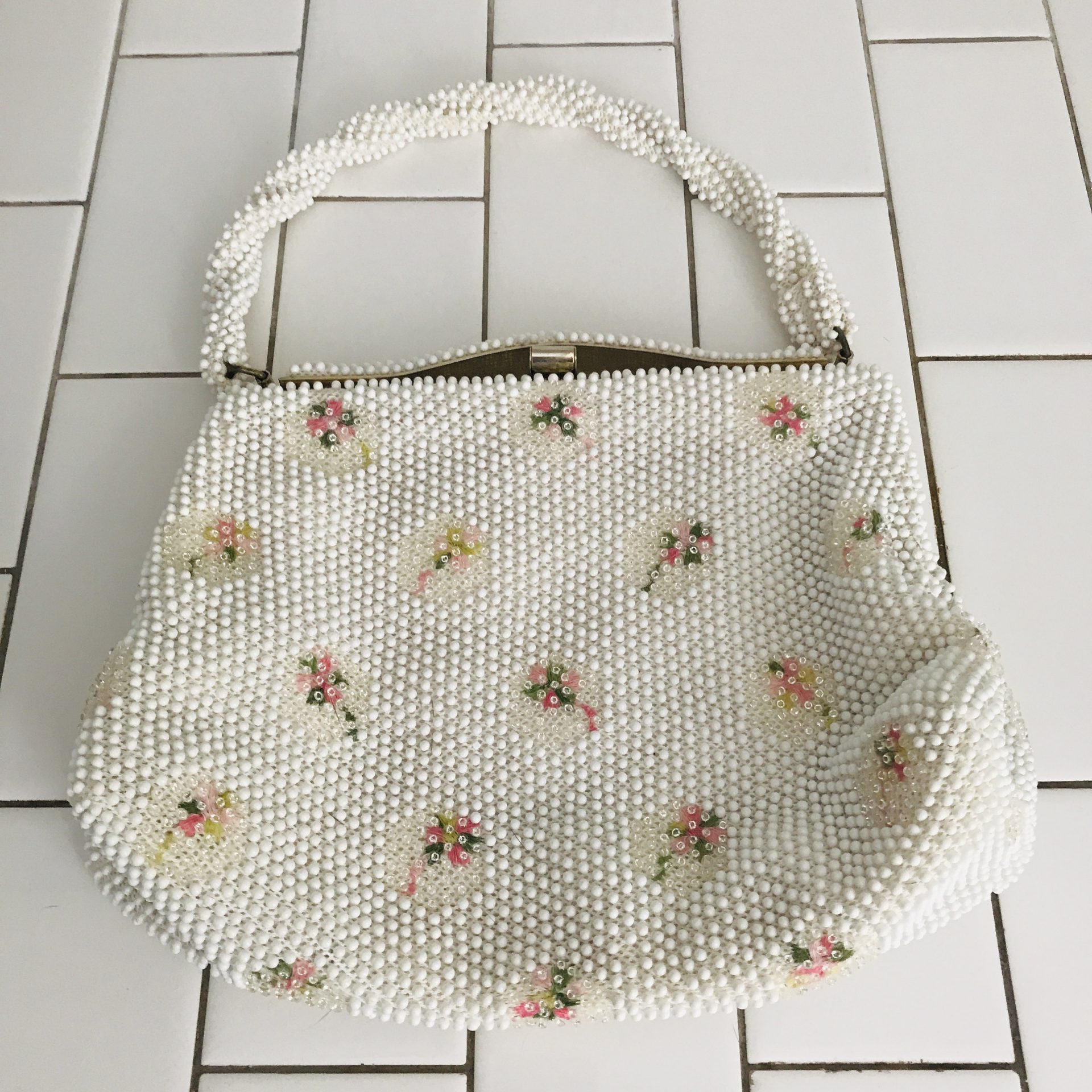Vintage Lamured Beaded Purse bag White with Pink Flowers 12 x 8