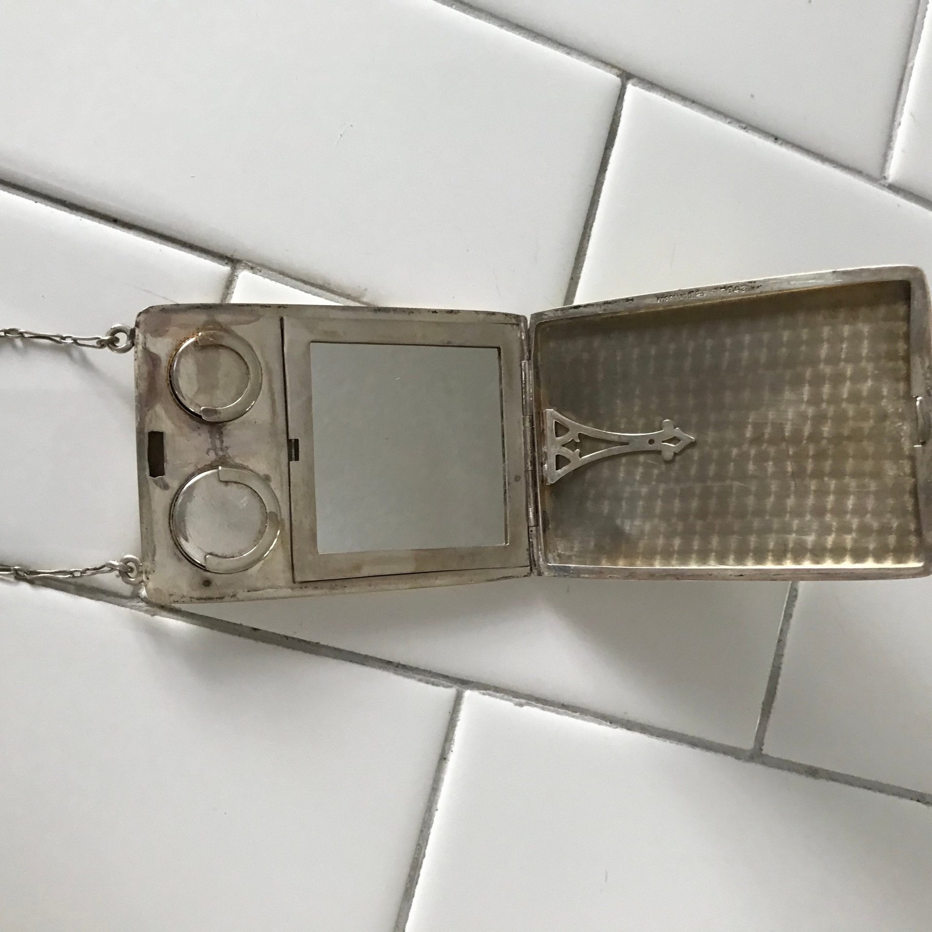 Antique Edwardian William B Kerr Sterling Silver Purse or Lady's Evening  Bag For Sale at 1stDibs | sterling silver handbag, vintage silver purse, antique  silver purse