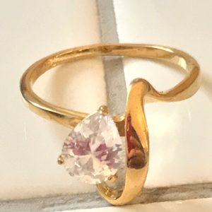 Vintage Ring Tear Drop Crystal Women's woman's dinner statement ring size 10 Sterling Silver Solitare Ring with gold wash